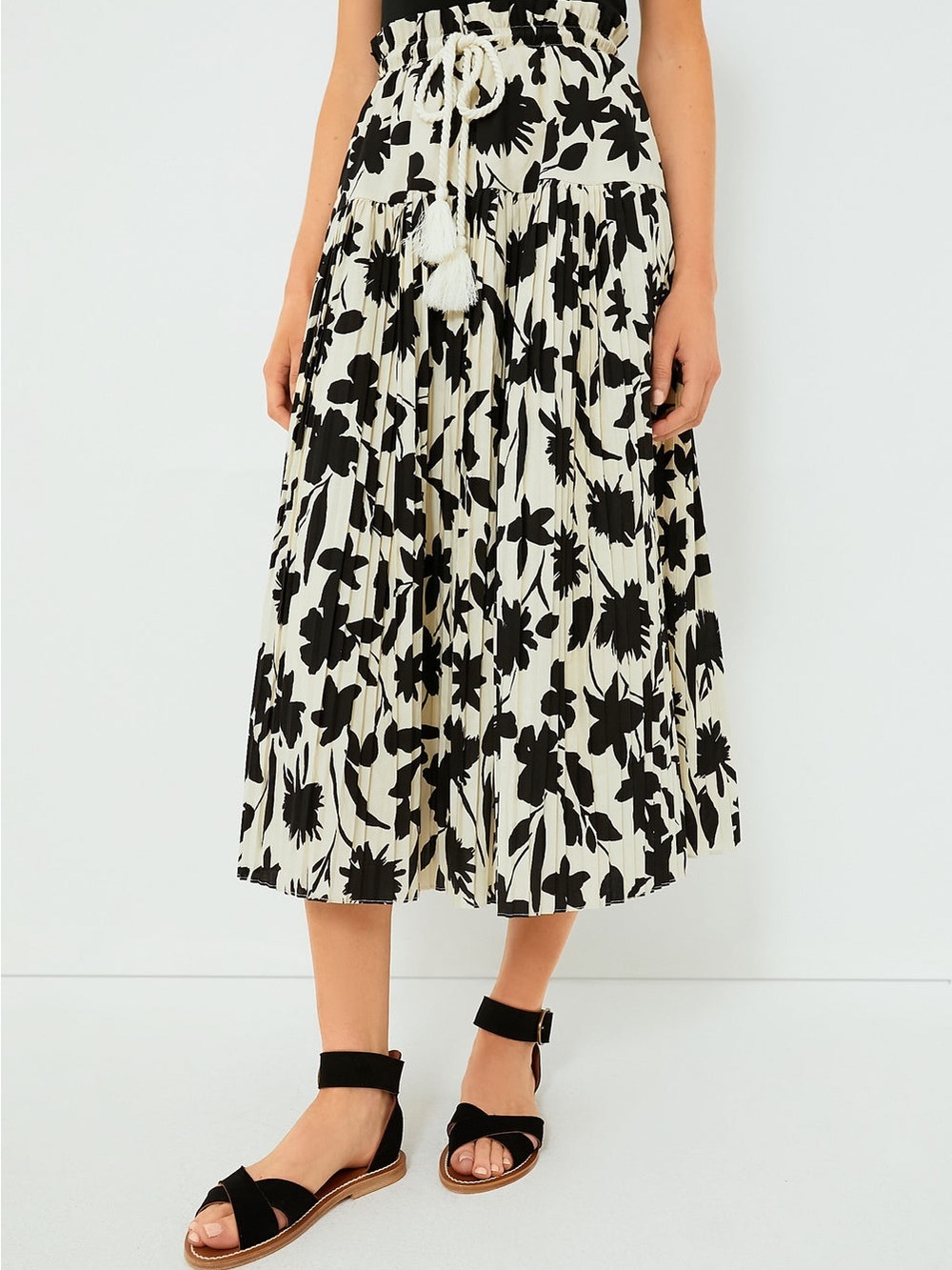 Moon River Black & Cream Floral Pleated Midi Skirt